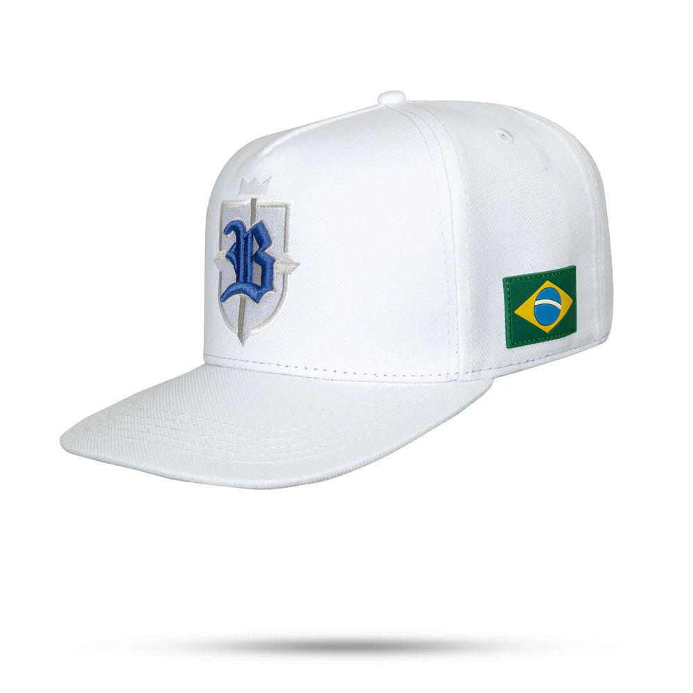 Boné Snapback Branco Brasil Brasão Aba Reta - imagem 1